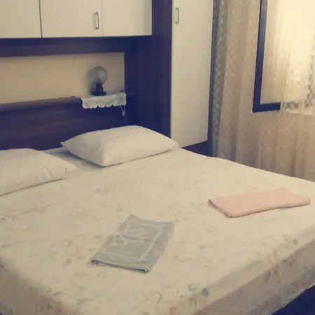 Stone House Gregov - Bedroom 4 3* لومباردا